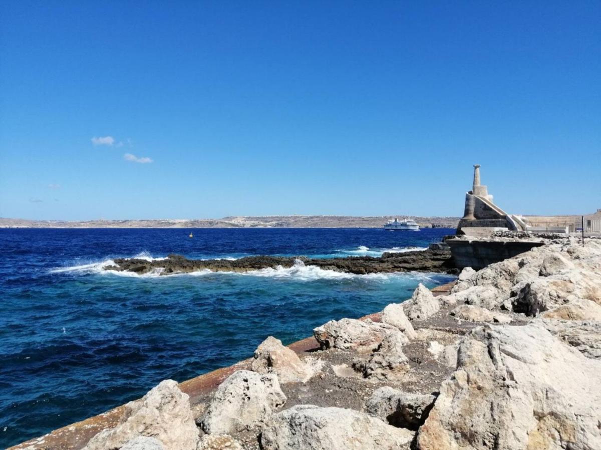 Modern Apt Kalkara Seafront! Eksteriør billede