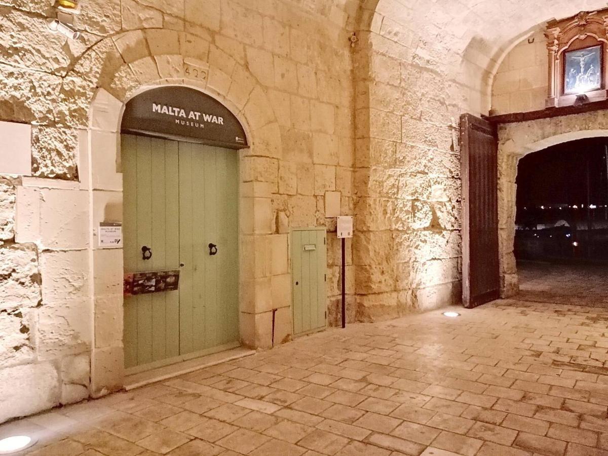 Modern Apt Kalkara Seafront! Eksteriør billede